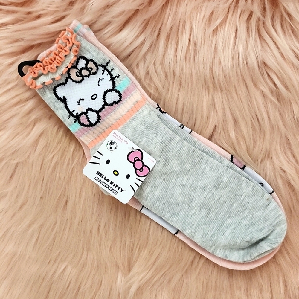 Brand New Ladies HELLO KITTY MID-CREW SOCKS-2PR.